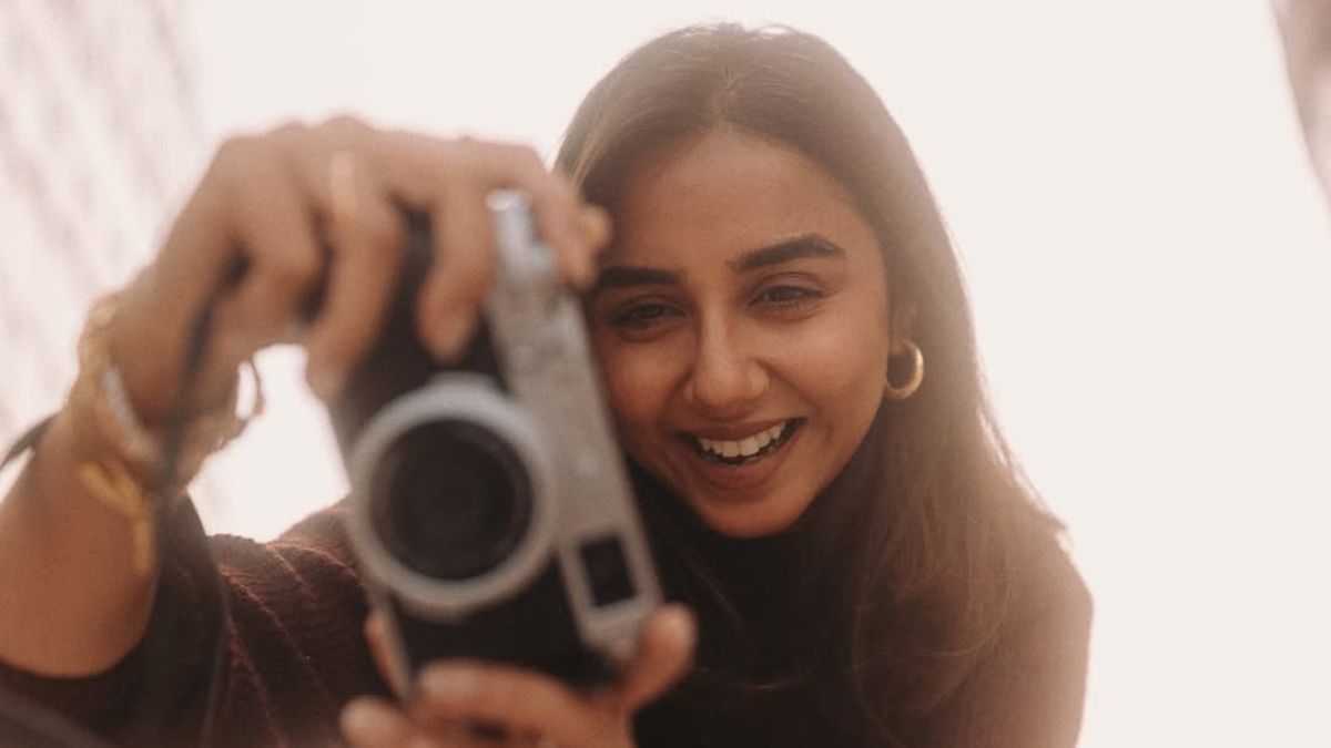 Prajakta Koli Lights Up Instagram With “Single Papa” Promotions as Fans Count Down to Release