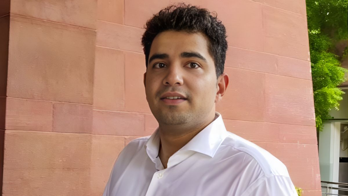 Supreme Court Directs Samay Raina to Host Fundraising Shows After Disability Remark Controversy