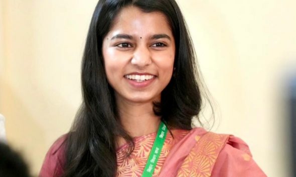 Maithili Thakur representing the shift from digital creator to political figure in India