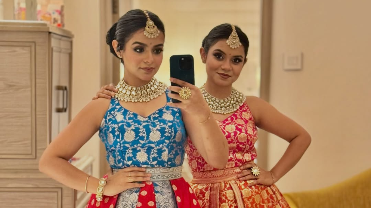 Nandy Sisters, Antara Nandy and Ankita Nandy, performing a balcony music cover with ukulele, showcasing their multilingual singing style and viral “Balcony Concert” setup.