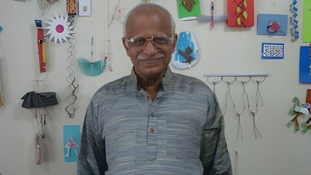Meet Kamalakar Potdar: The “Potdar Kaka” Turning Trash Into Toys and Smiles