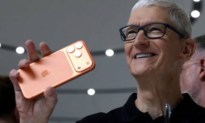 How Tim Cook Changed the iPhone With Bigger Screens